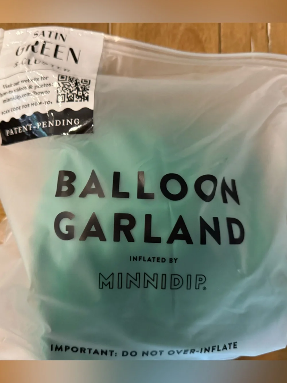 NEW!! Two Minnidip Balloon Garland - Satin Green 5-Cluster
